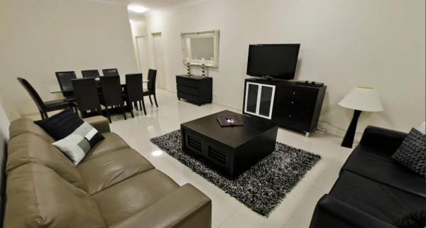 Astina Serviced Apartments - Central Penrith Zimmer foto